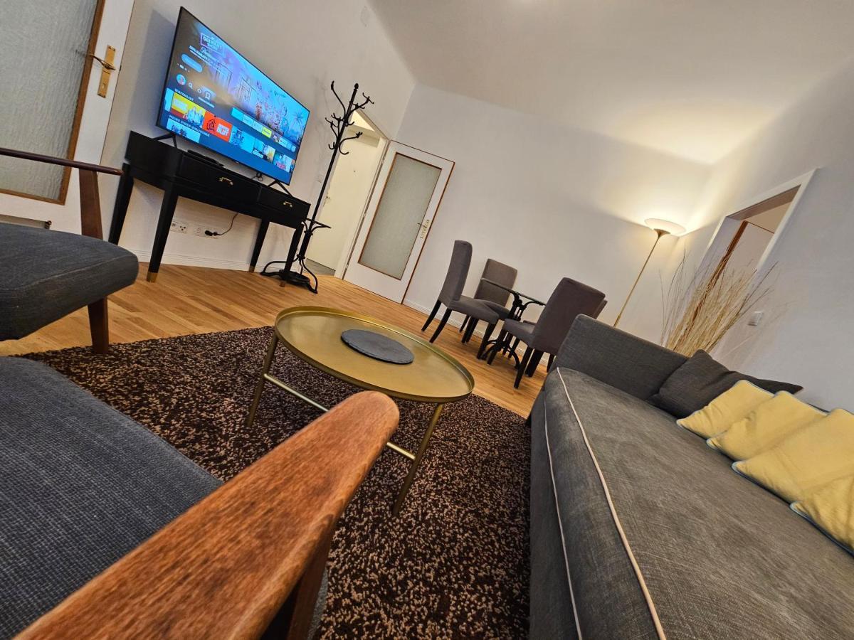 Yuki'S Place - Central Design Apartment - Vienna Trade Fair - Wu Campus - Downtown - Subway Екстериор снимка