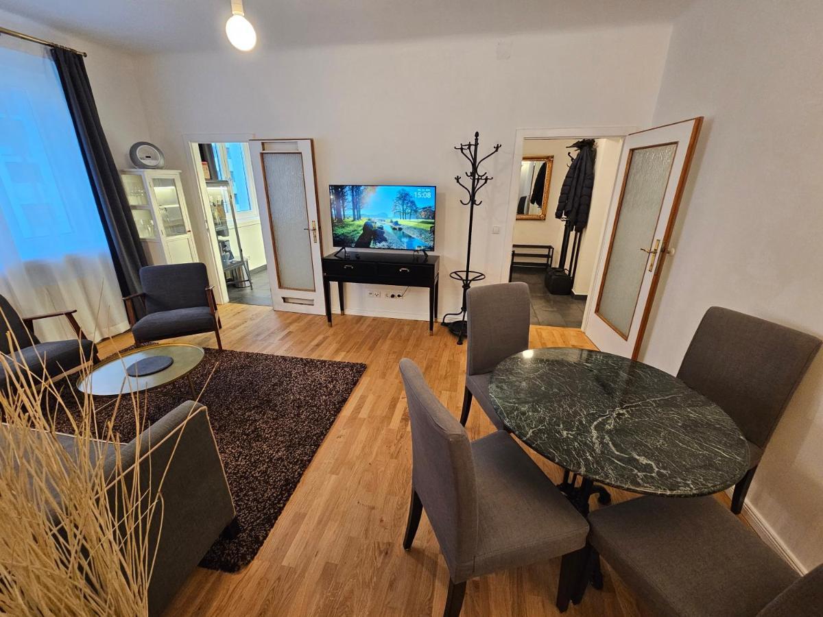 Yuki'S Place - Central Design Apartment - Vienna Trade Fair - Wu Campus - Downtown - Subway Екстериор снимка